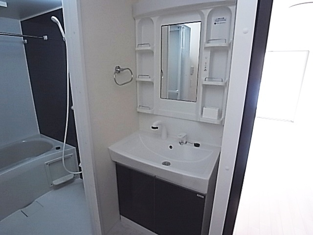 洗面設備　洗髪洗面化粧台