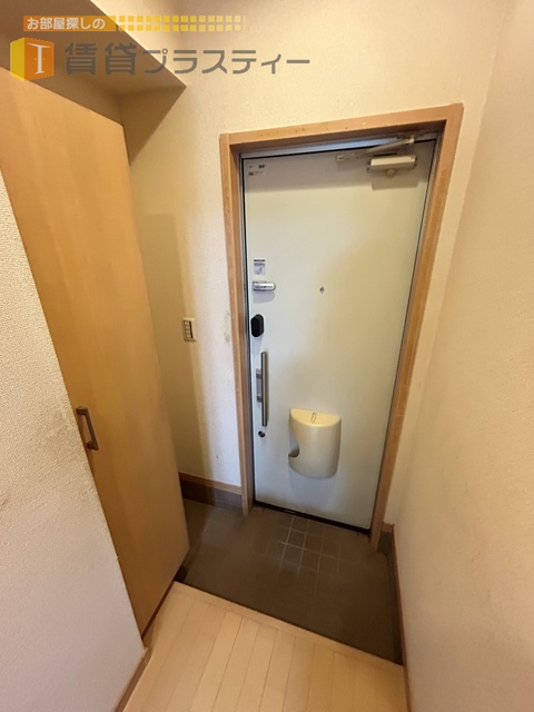 玄関　シューズボックス付きの玄関