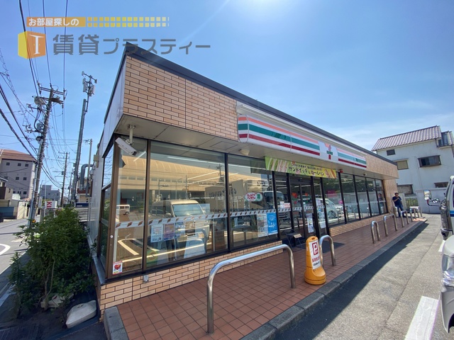 コンビニ　セブンイレブン船橋栄町店（コンビニ）まで114m