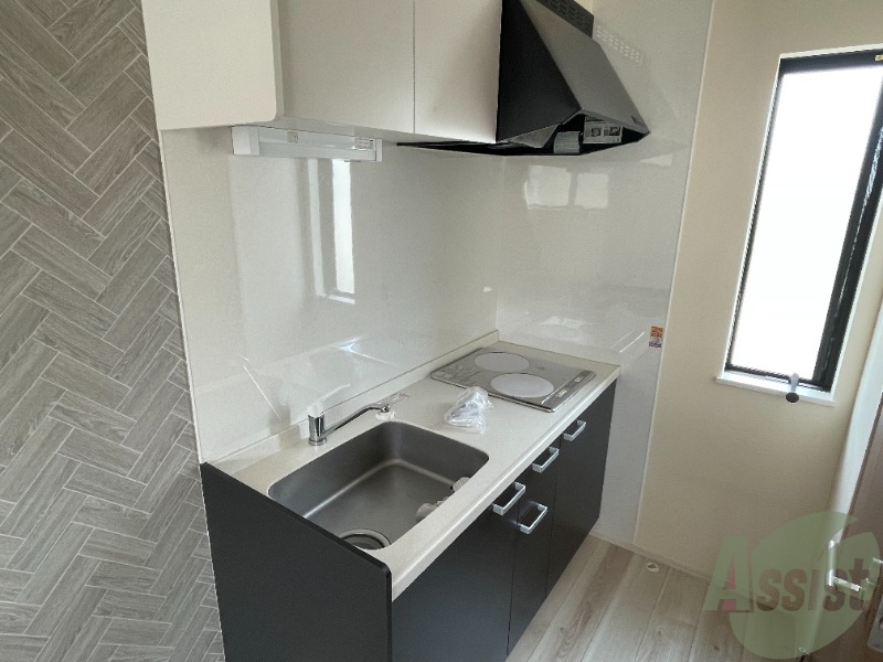 キッチン　ＩＨクッキングヒーターが設置されていて、便利ですね～。