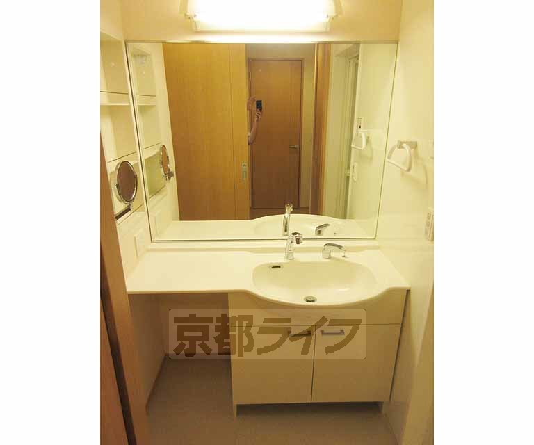 洗面設備　ワイド洗面台