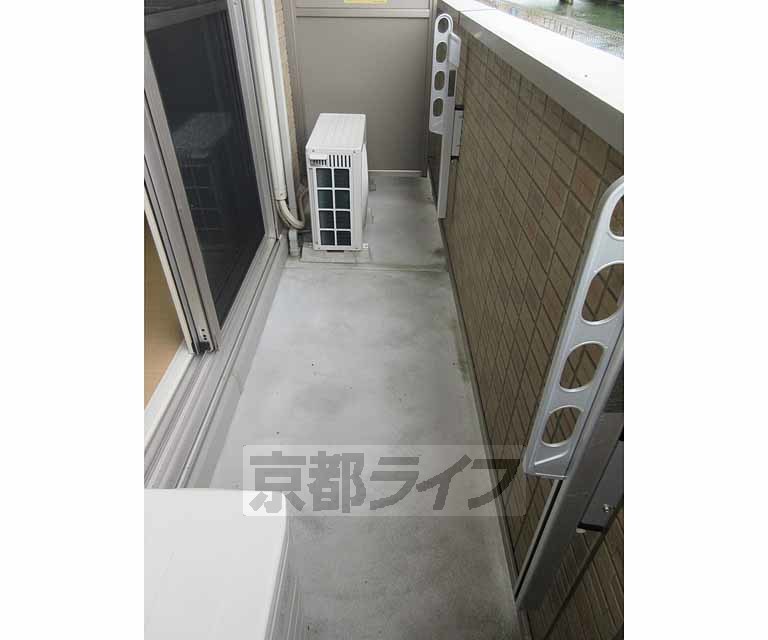 バルコニー　東向き