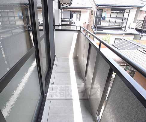 バルコニー　洗濯物もよく乾きます