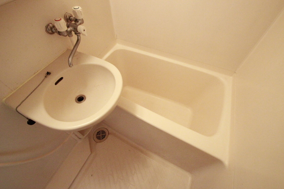 バス・シャワールーム　※別号室の写真です