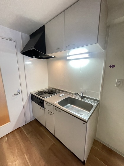 キッチン　※別部屋の写真です