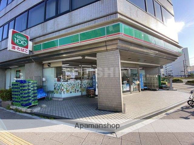 コンビニ　ローソンストア１００（コンビニ）まで448m