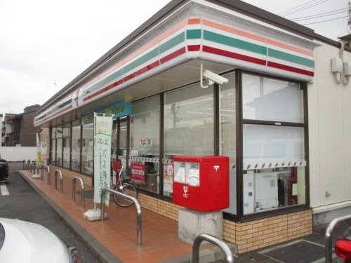 コンビニ　セブンイレブン　岐阜加納城南通3丁目店（コンビニ）まで435m