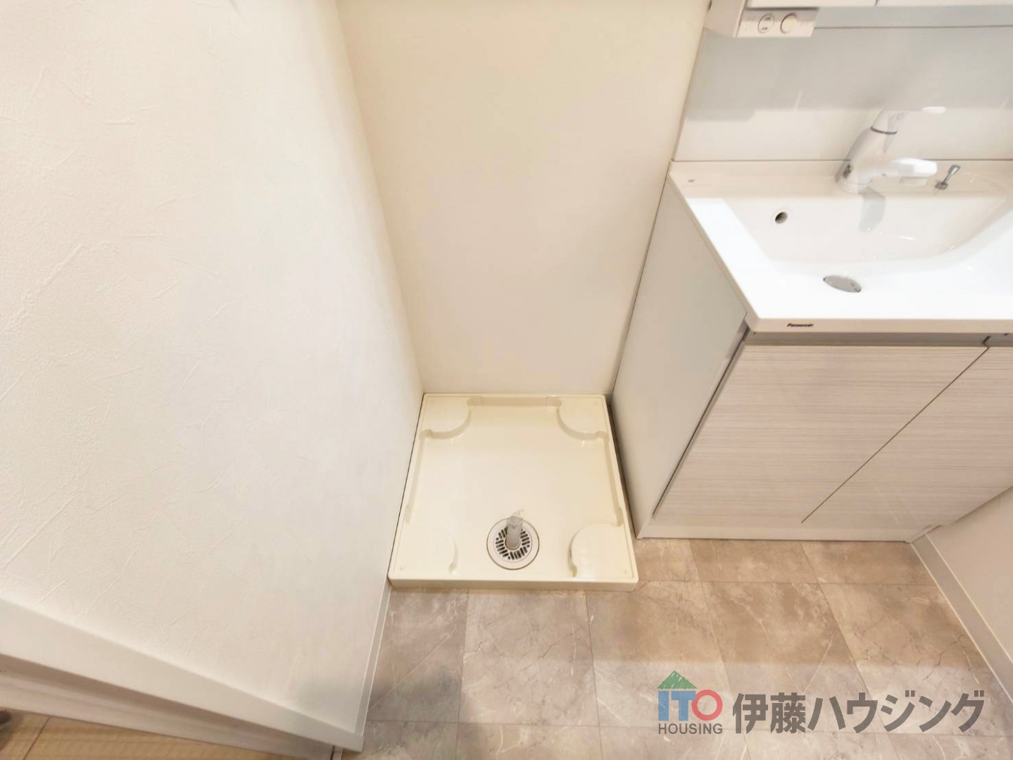 その他設備　同間取りの別部屋の写真です。色合い等違う場合がございます。