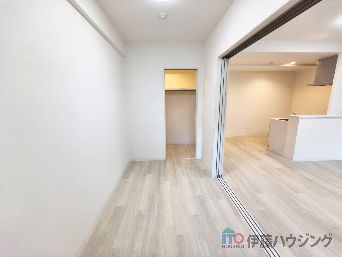 その他部屋・スペース　同間取りの別部屋の写真です。色合い等違う場合がございます。