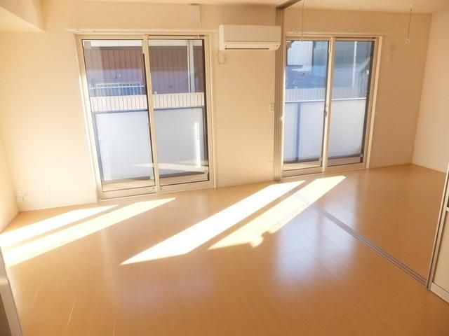 居室・リビング　★お問い合わせはタウンハウジング町田店まで★