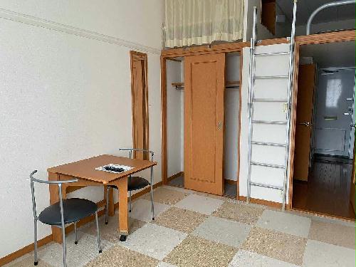 居室・リビング　同タイプのお部屋の写真です。