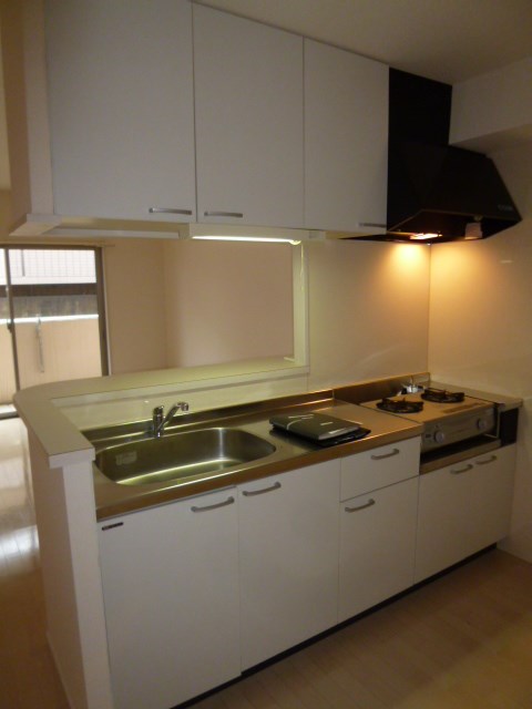 キッチン　写真は同型タイプ
