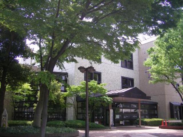 図書館　板橋区立高島平図書館（図書館）まで806m