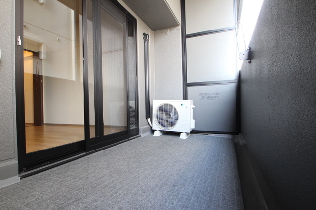 バルコニー　写真は別号室のものです。