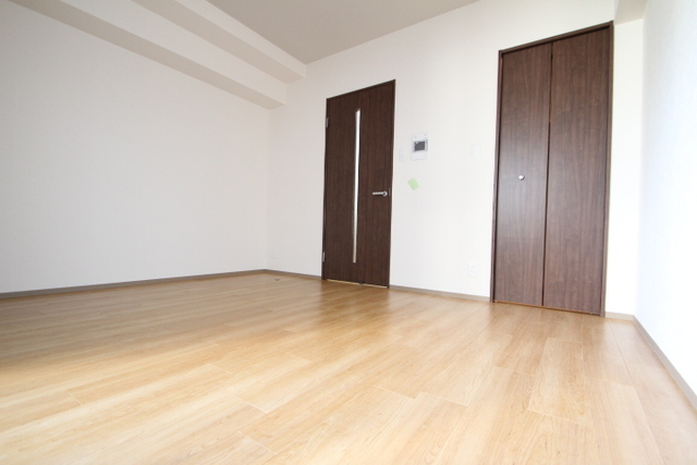 居室・リビング　写真は別号室のものです。