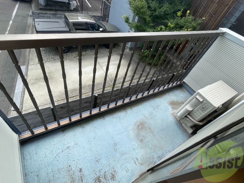 バルコニー　こちらのバルコニーで家庭菜園はいかがでしょうか。