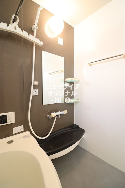 バス・シャワールーム　※同建物内、別室参照。現況を優先致します。