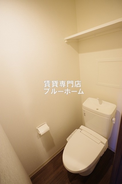 トイレ　ウォシュレット付き！