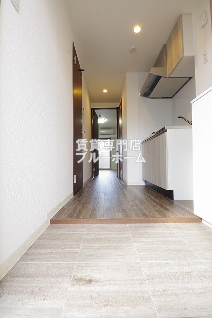 玄関　きれいな玄関スペース！