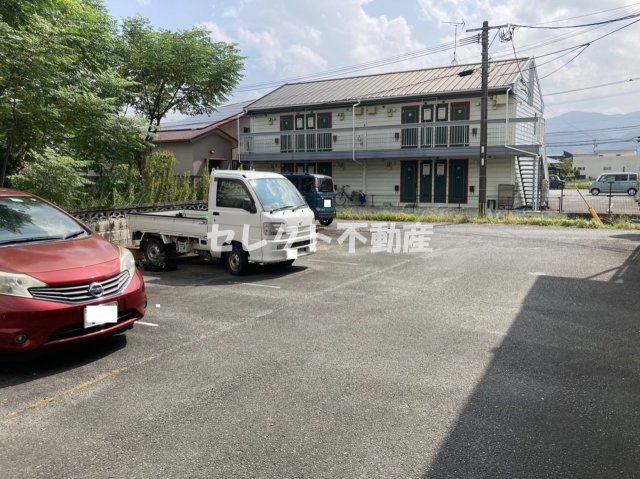 駐車場　コーポギャラクシー