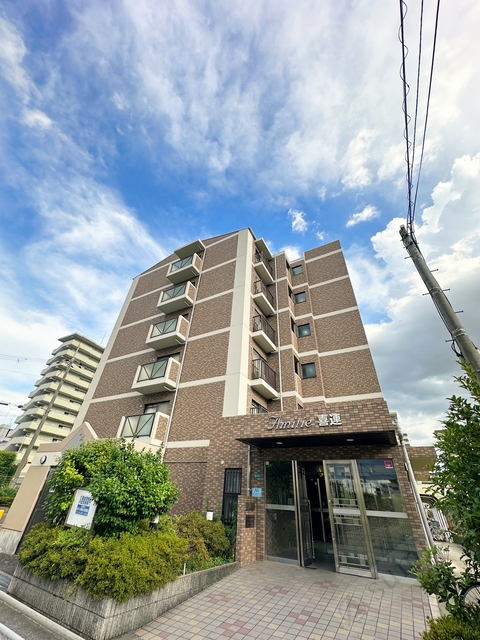 建物外観　駅近鉄筋コンクリート造の人気マンション＾＾