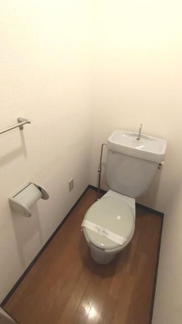 トイレ　※別部屋参考写真