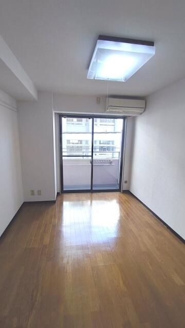 居室・リビング　※別部屋参考写真