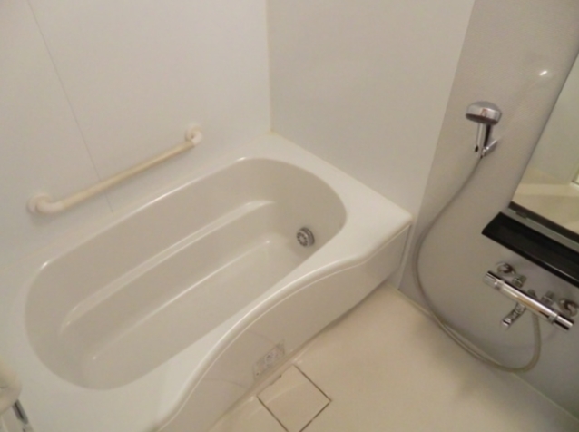 バス・シャワールーム　☆ゆっくりくつろげるお風呂☆