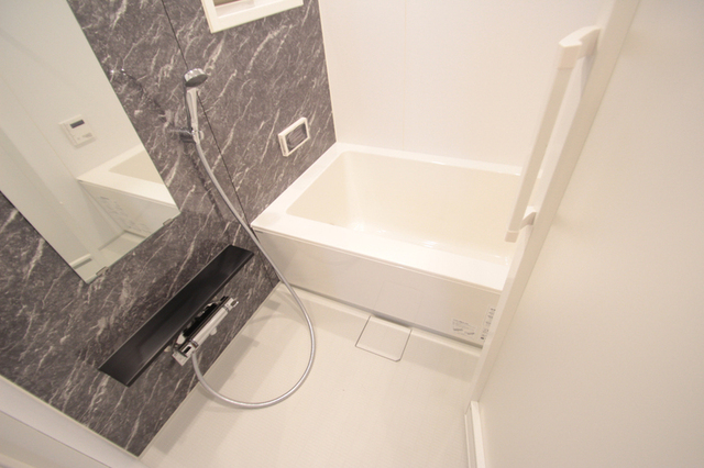 バス・シャワールーム　同間取の別室参考写真です。