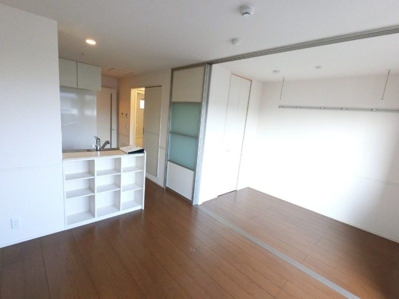 居室・リビング　図面と現状に相違がある場合には現状を優先