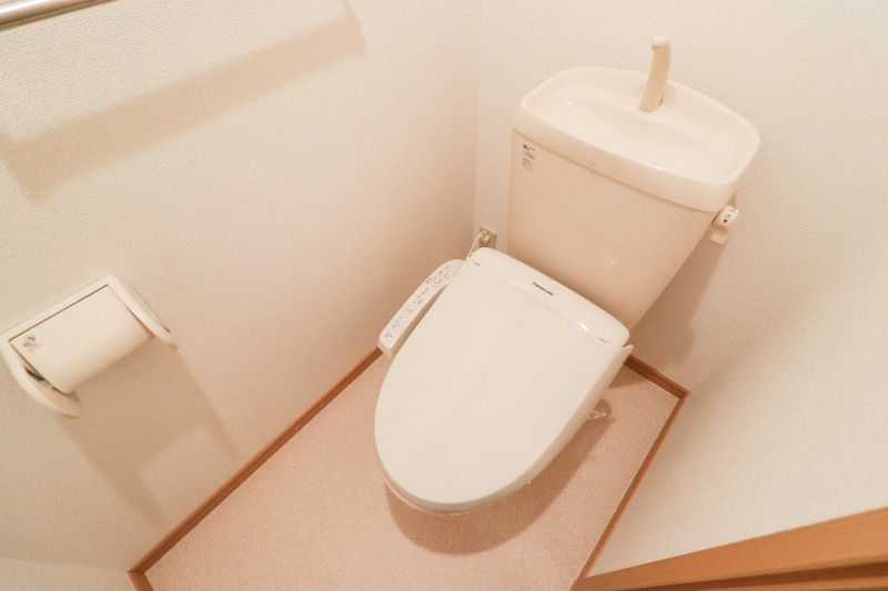 トイレ　図面と現状に相違がある場合には現状を優先