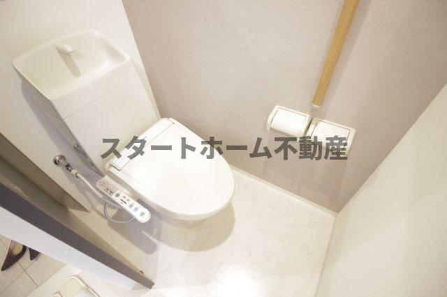 トイレ　清潔感のあるトイレです