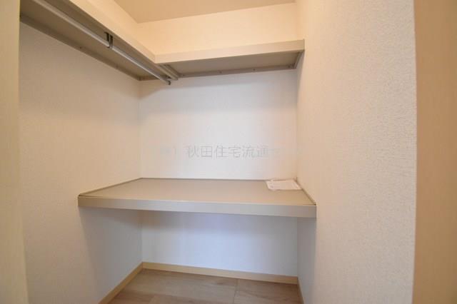 収納　ウォークインクローゼット