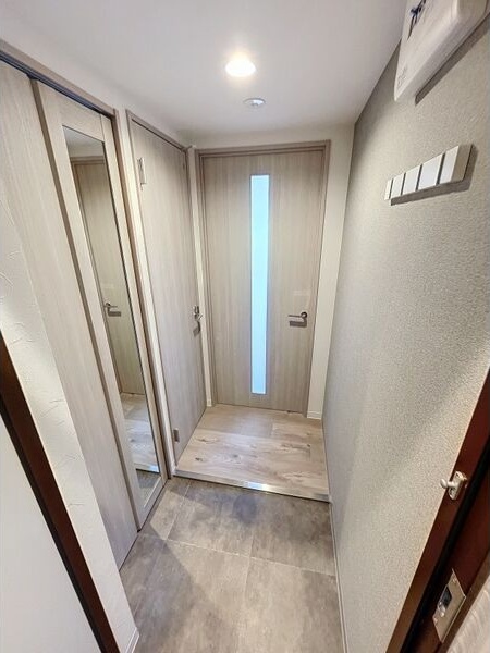 玄関　明るい玄関でお出迎え♪