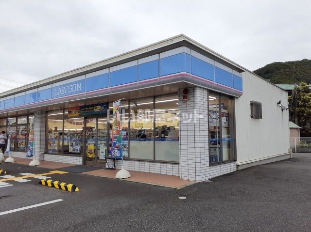 コンビニ　ローソン姫路砥堀南店（コンビニ）まで142m