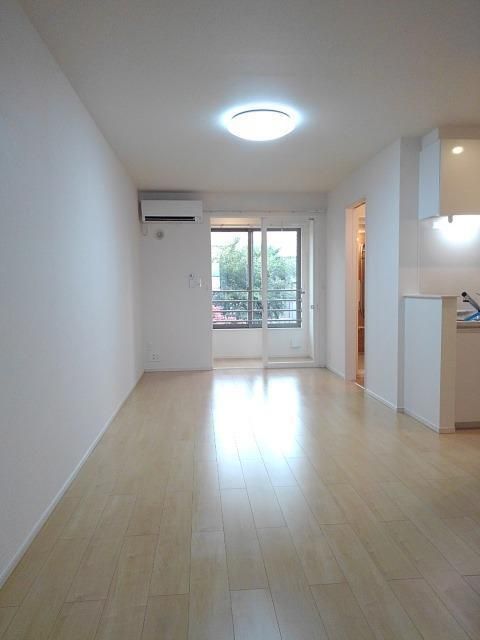 居室・リビング　ゆったり過ごせるリビングです