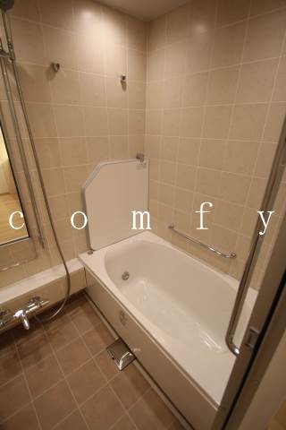 バス・シャワールーム　※同建物別室の写真です。