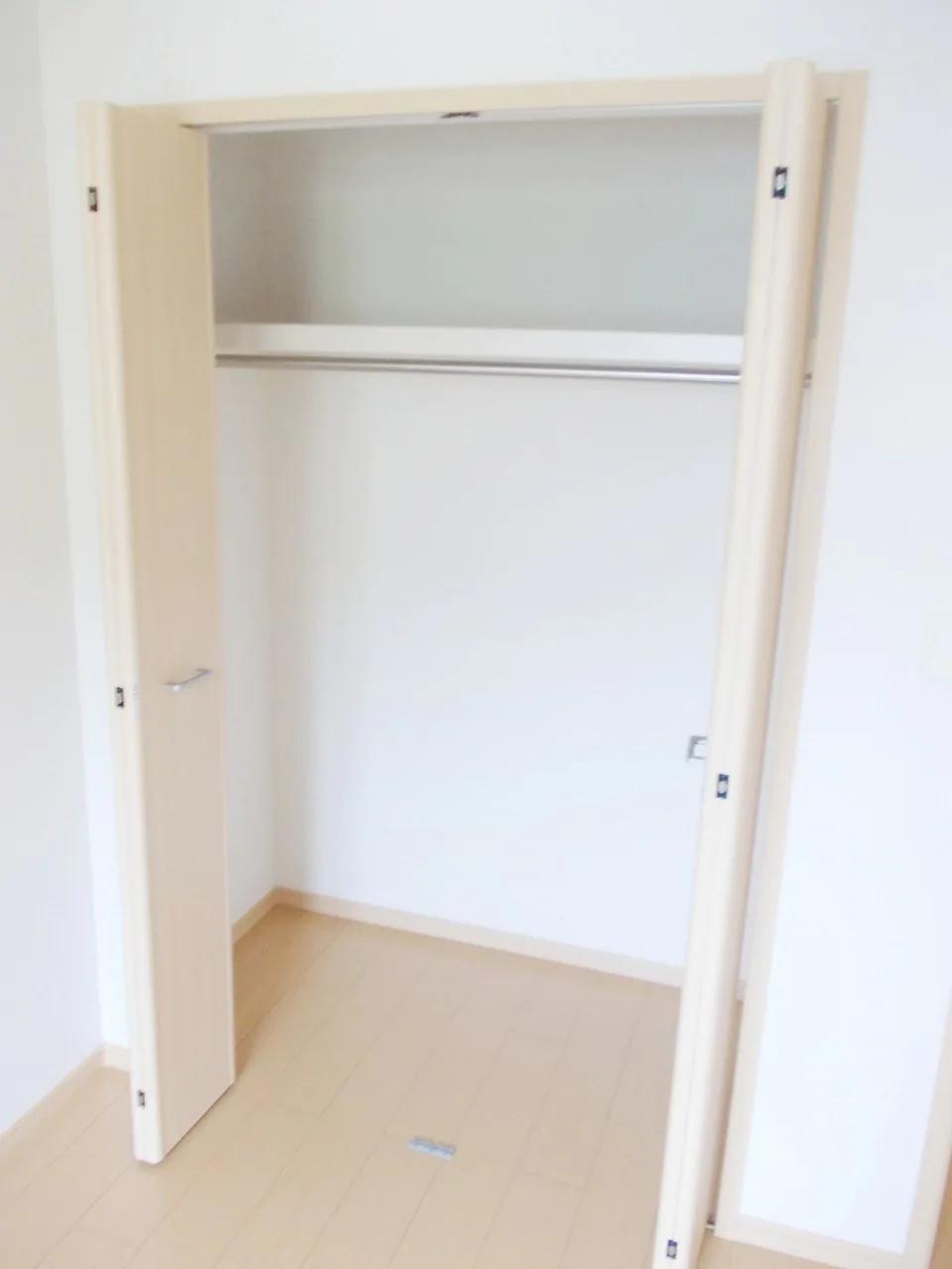 収納　クローゼット