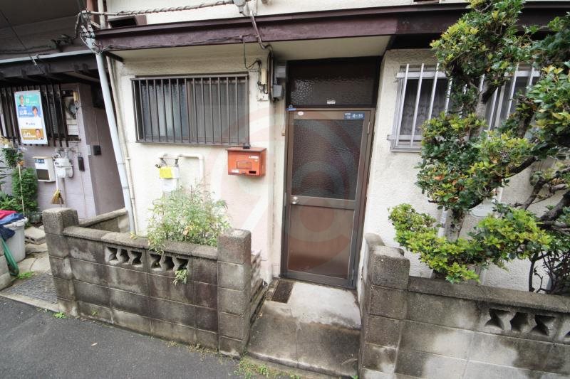 エントランス　毎日通るエントランスはこのようになっています