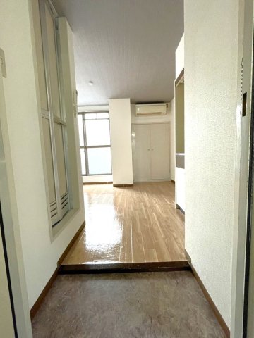 阪急京都線 淡路駅 徒歩4分 5階建 築36年の玄関写真