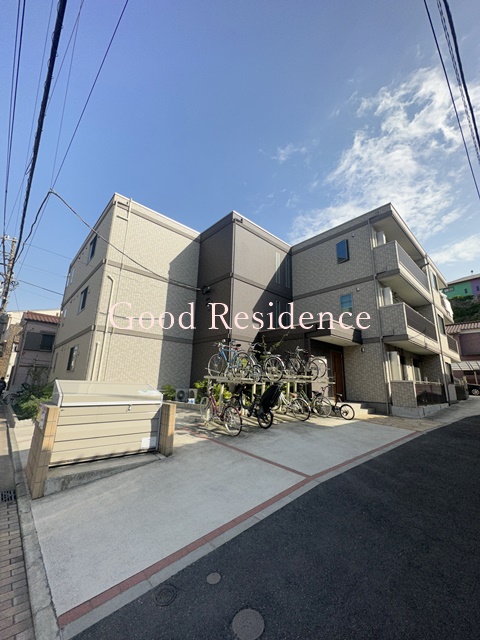 建物外観　夜景の綺麗な【丘の見える公園】まで徒歩15分♪オススメ物件！