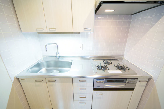 キッチン　※写真は同タイプ住戸です。