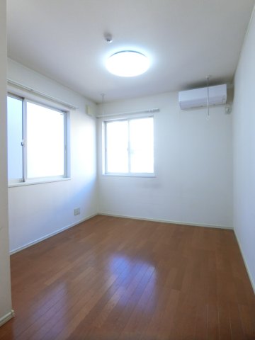 居室・リビング　他のお部屋の参考写真となります。