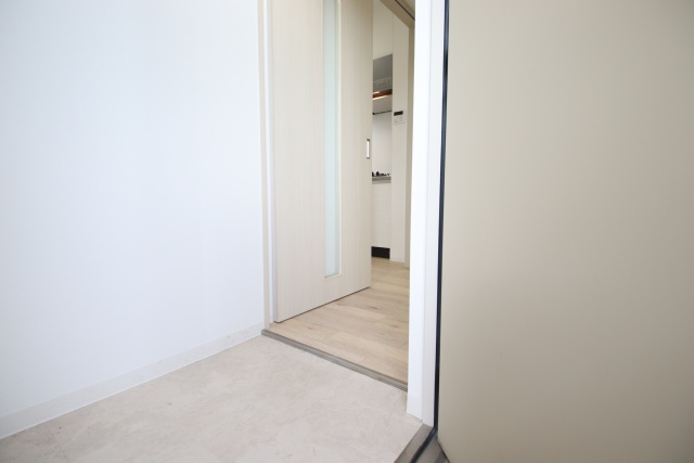 玄関　※別室の参考写真の為、現況優先です。