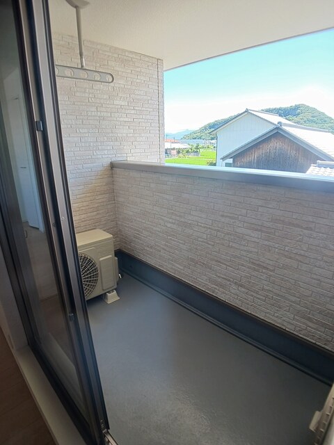 バルコニー　バルコニー