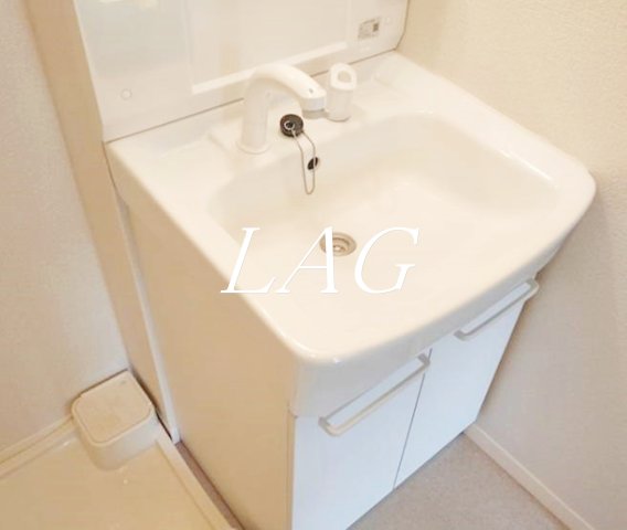 洗面設備　独立洗面台です。