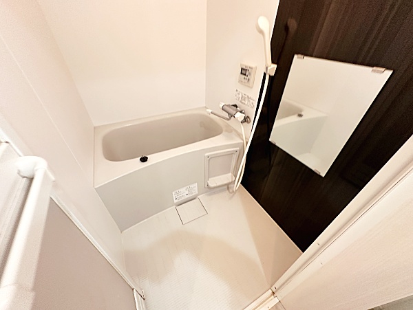 バス・シャワールーム　毎日の疲れを癒すお風呂です※同タイプ・別号室参考写真