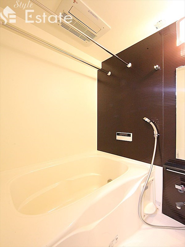 バス・シャワールーム　バスルーム