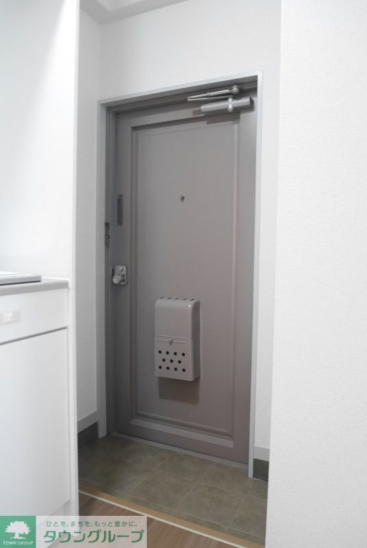 玄関　★お問い合わせはタウンハウジングまで★