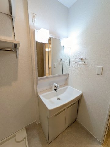 洗面設備　※同タイプの写真となります。